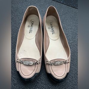 Chanel Flats with Chain size 38